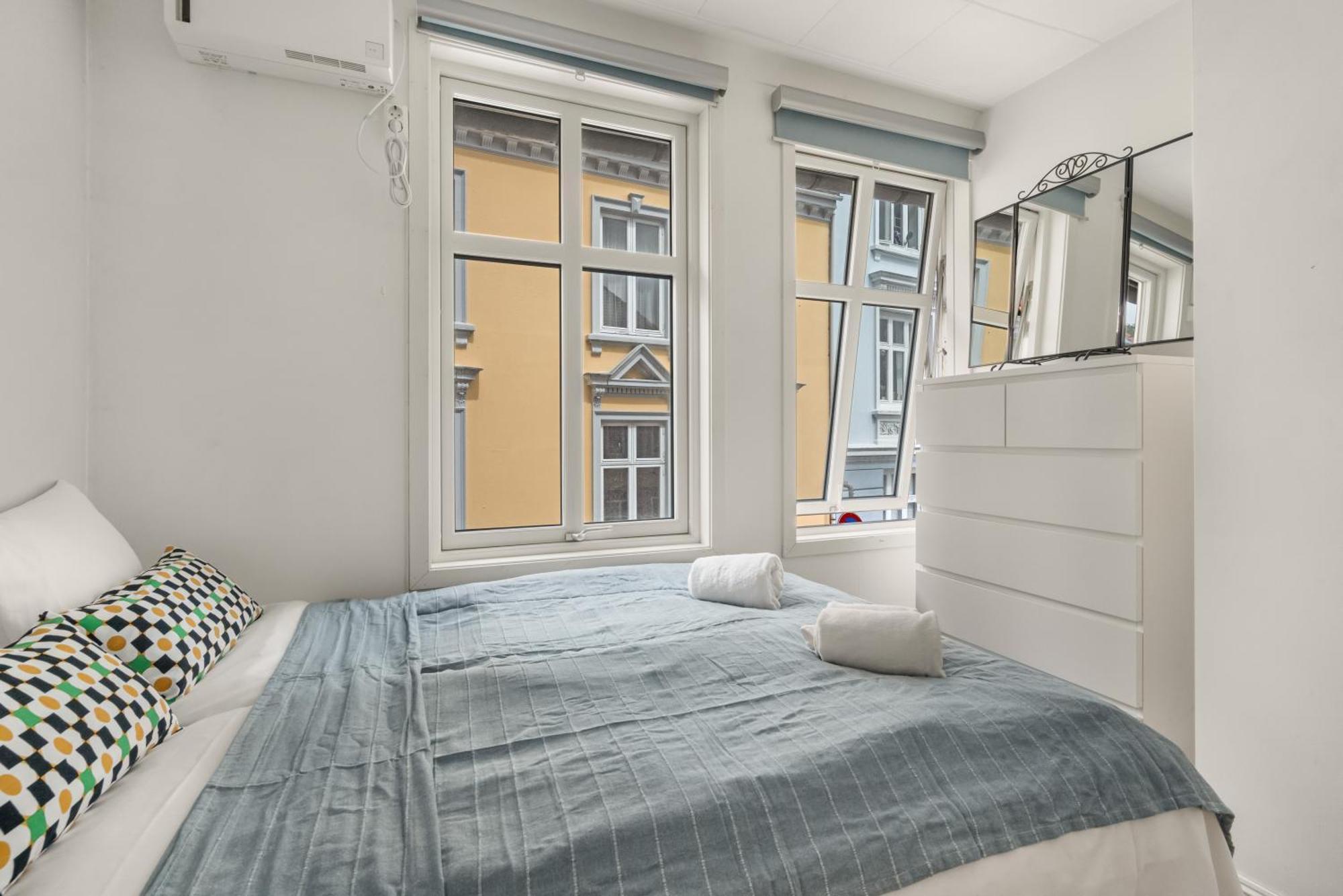 Charming With Stunning Views! Appartement Bergen